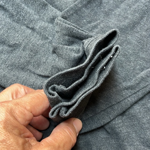 Disney 1/4 Button Down Mickey Sweater Men’s Size Extra Large - Picture 9 of 12